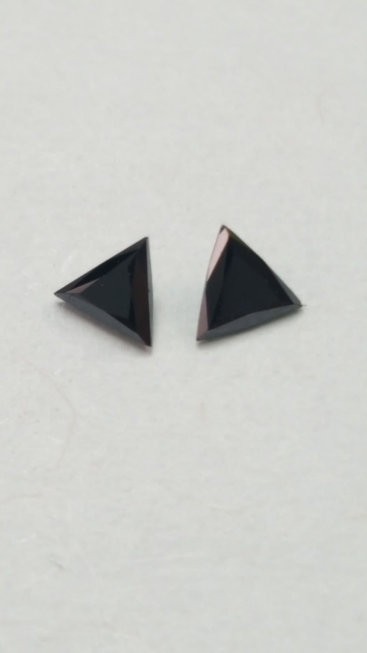 0.09 - Triangle | Blk |